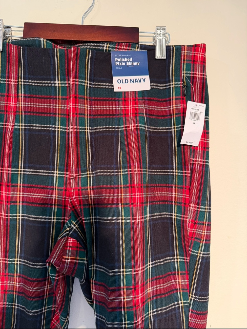 Old Navy Polished Pixie Skinny Plaid Pants - Red, Green, Navy